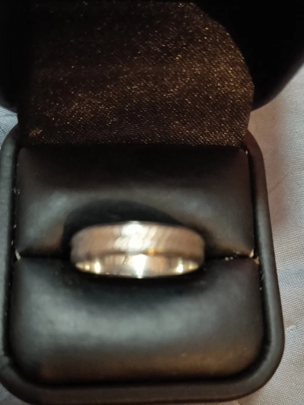 Classic Polished Sterling Silver Men’s Wedding Band 11